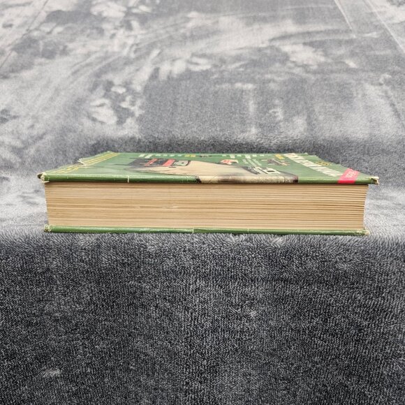 Motor Truck Repair Manual 33rd Edition 1970-1980 Hearst Books 4 Wheel Drive - Picture 3 of 14